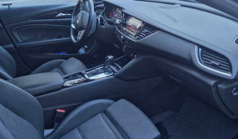 Opel Insignia 2020 full