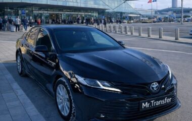 Toyota Camry V70
